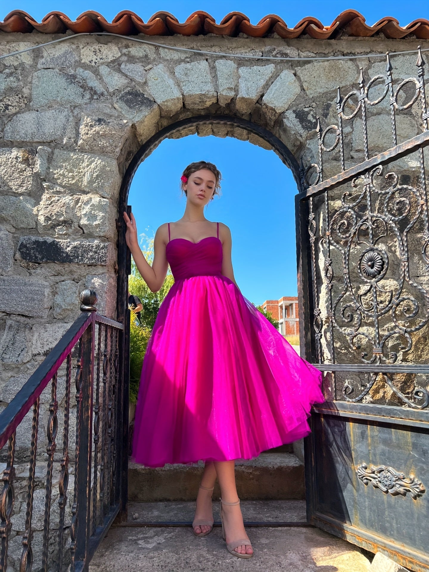 Women'S Elegant Off-the-Shoulder Tulle Evening Gown - Mid-Length Solid Color Formal Dress with Ruched Chest & Flared Skirt for Weddings, Prom, Bridesmaid, Wedding Guest Dress, Sophisticated Craftsmanship